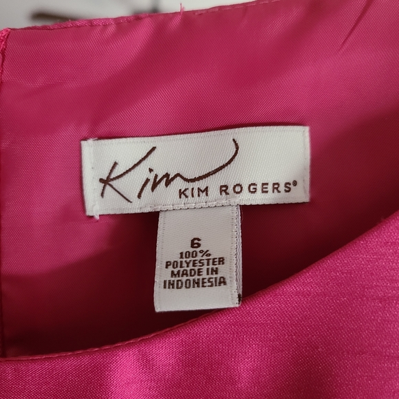 Dress - Picture 2 of 4